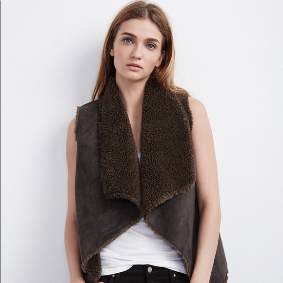 Velvet brand vest - Picture 1 of 3